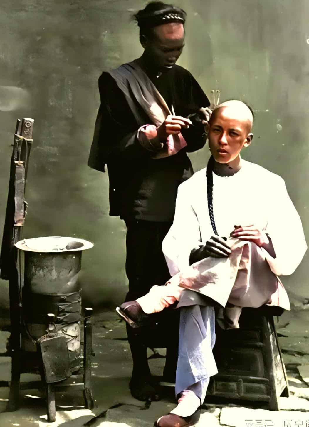 When the barber apprentice met the first customer – the one with a full beard