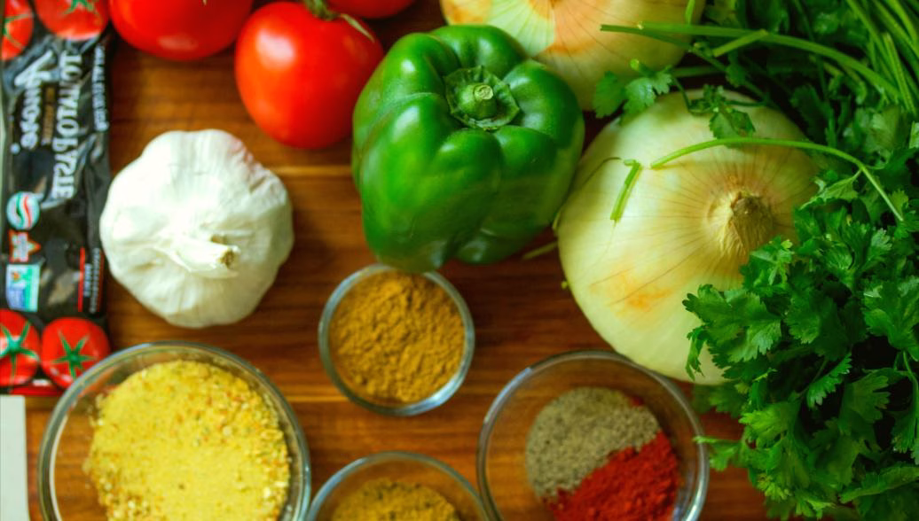 Essential spice for marinating meats: [Cumin]