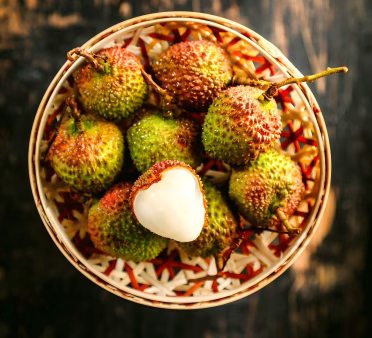 How to choose and store lychees