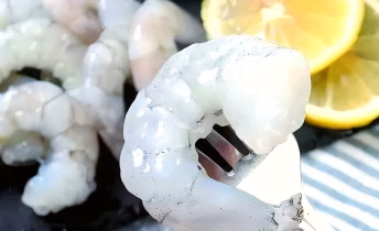 How to thaw frozen shrimp