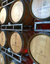 What are the layers of aroma in wine